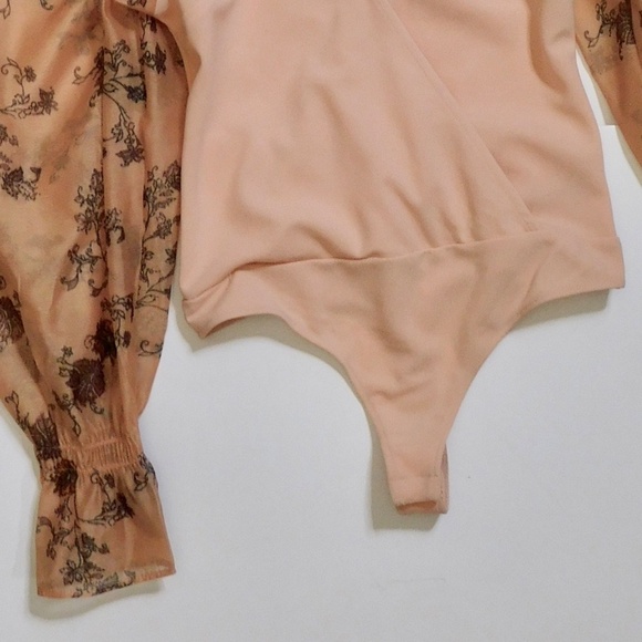 FREE PEOPLE Intimately Floral Puff Sleeve Puff-ect Bodysuit Romantic X-Small - Picture 6 of 15